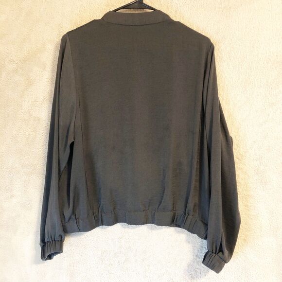 H&M Zip Front Silky Bomber Jacket Gray Size 14 Long Sleeve V-Neck Pockets - Picture 8 of 8